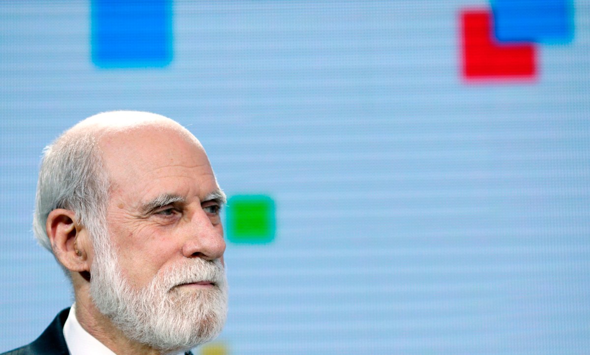 İnternetin Mucidi Vinton Cerf Google’dan Emekliye Ayrılıyor