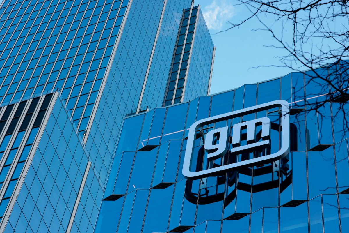 General Motors'un Stratejik Dönüşümü: Yapay Zeka Odaklı İş Gücüne Geçiş