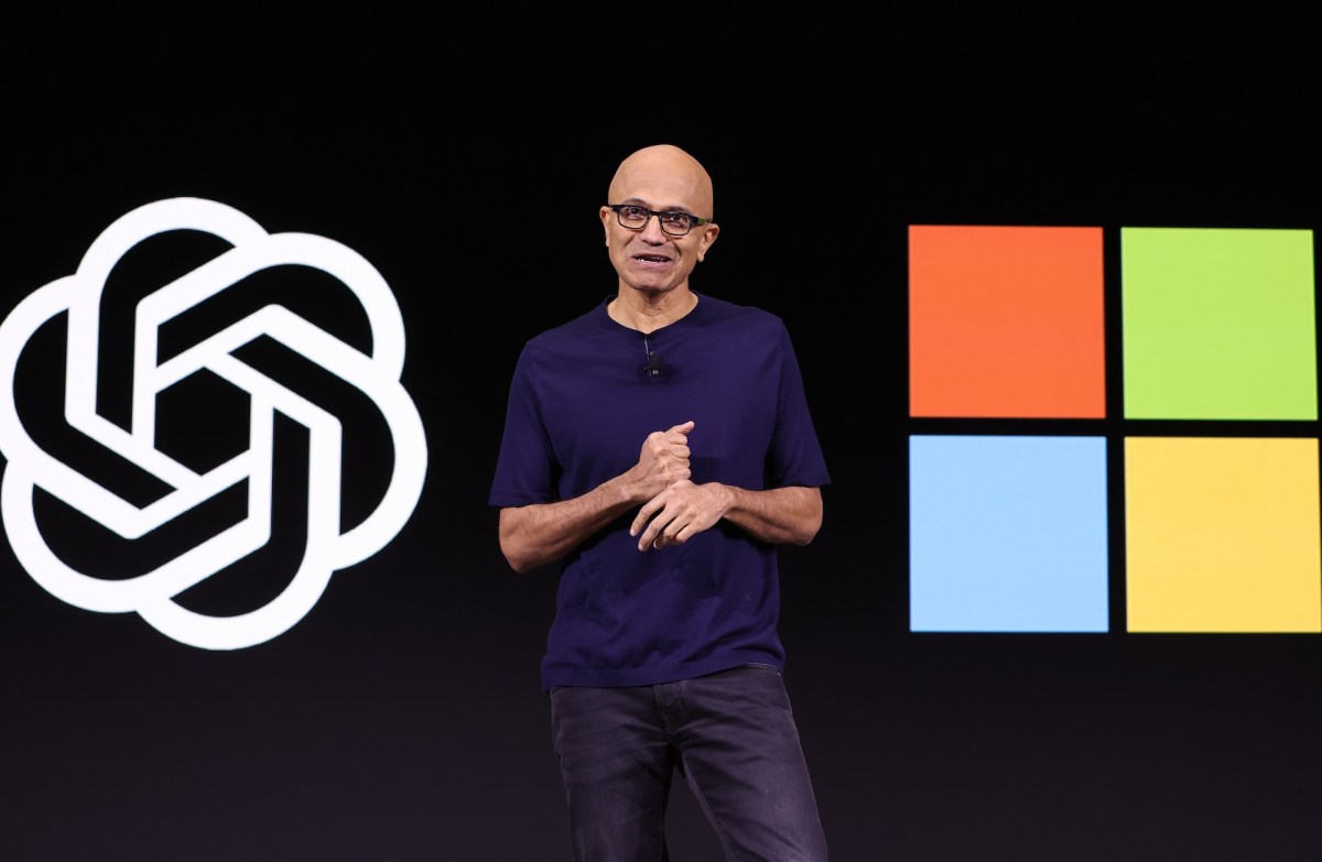 Microsoft'un AI Yatırımları: Anthropic'den 3.2 Milyar Dolarlık Kazanç, OpenAI'den Karışık Sonuçlar