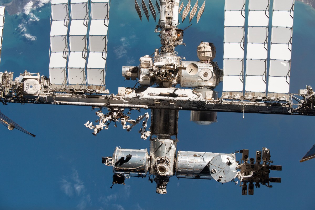 NASA’dan Kritik Uyarı: ISS’deki Yeni Sızıntılar Nedeniyle Astronotlar SpaceX Dragon’a Saklanıyor