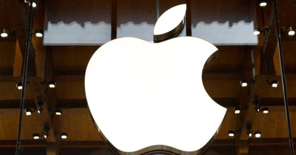 Apple ve AB'nin Siri AI Gecikmesi ve DMA Uyum Muafiyeti Üzerindeki Çatışması
