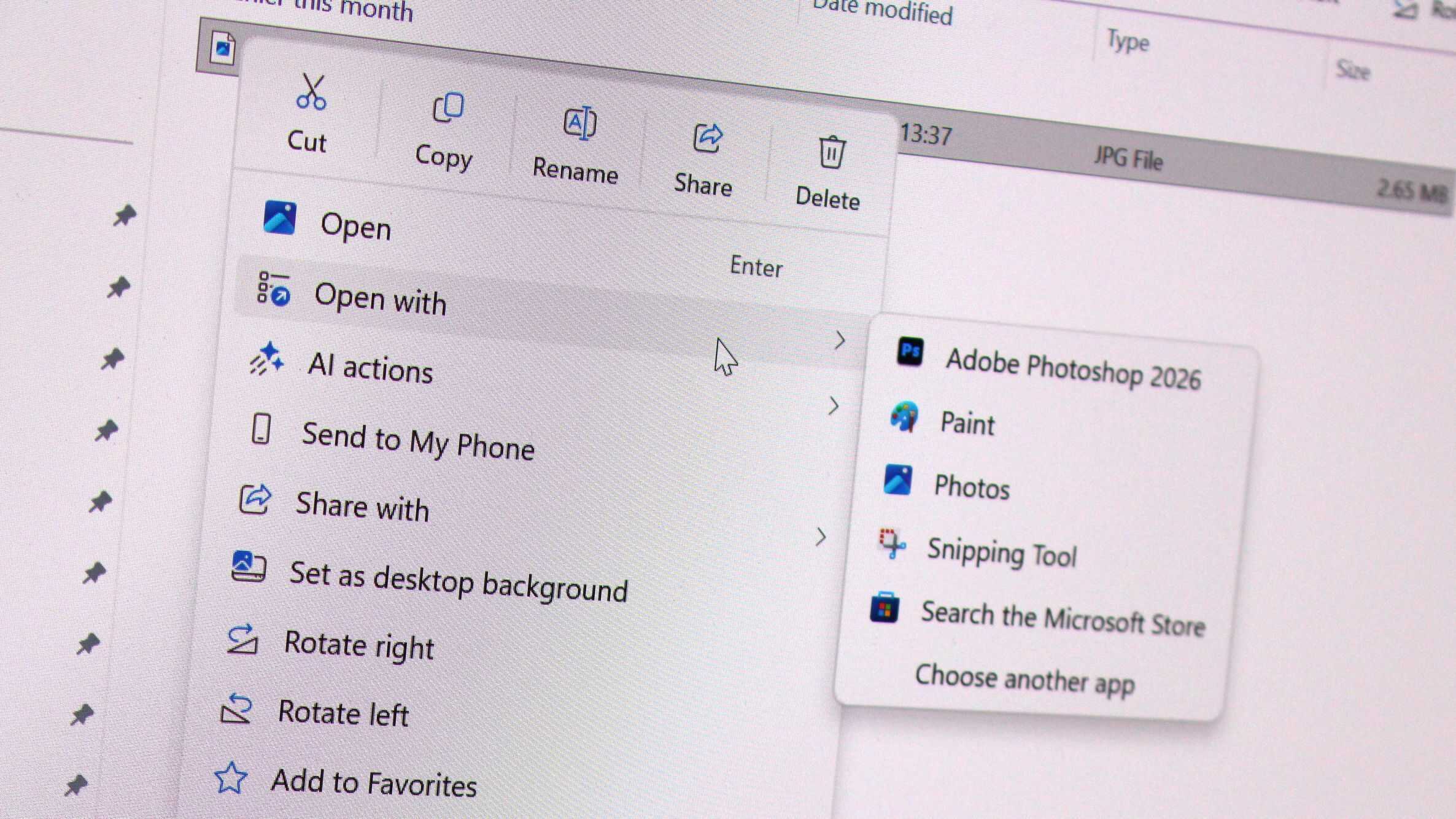 Windows 11 Sağ Tıklama Menülerinin Yenilenmesi: Daha Hızlı ve Özelleştirilebilir Hâle Getirme