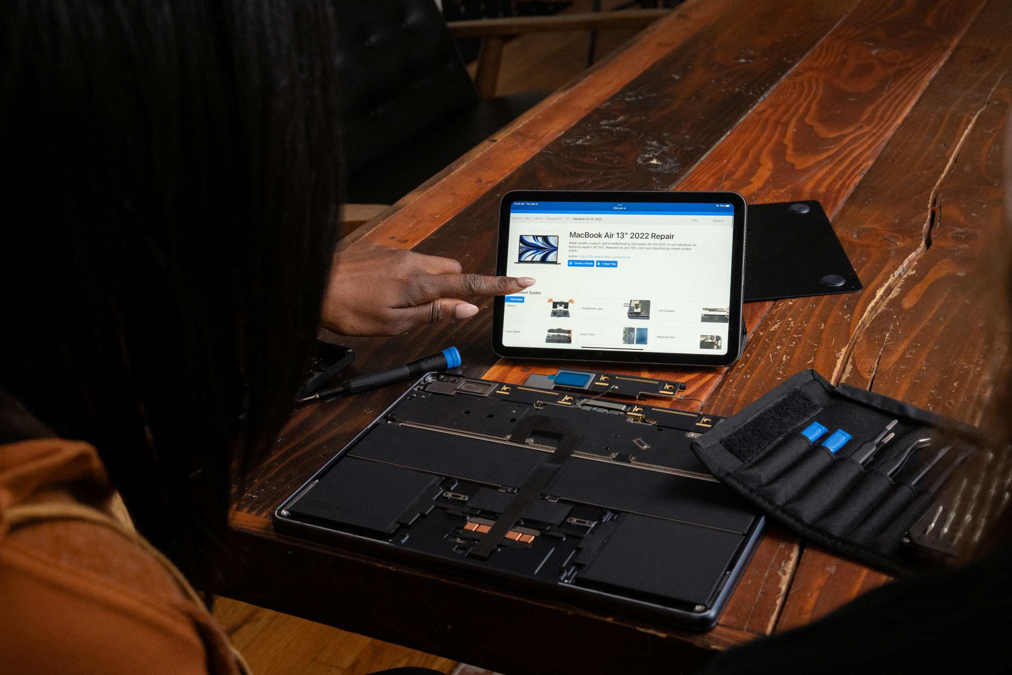 MacBook Onarımına Başlamadan Önce Bilinmesi Gereken Temel Bilgiler